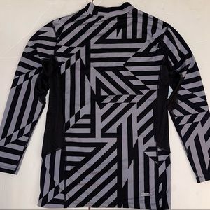 Boys Long Sleeve Old Navy Active Fitted Shirt XL (14-16)